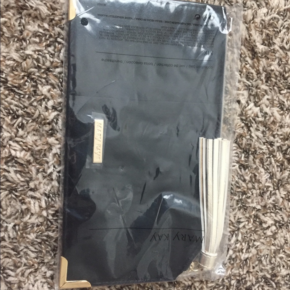 Mary Kay makeup clutch with zipper